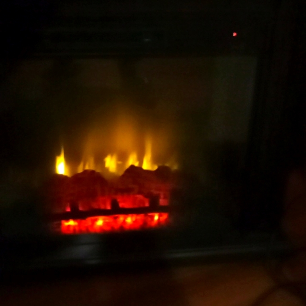 Electric fireplace